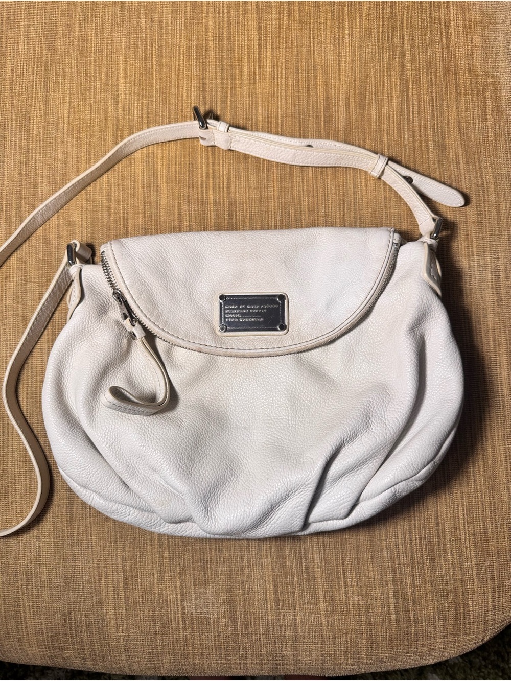 Marc by Marc Jacobs Classic Q Natasha Ivory Leather Crossbody Bag - Picture 5 of 12
